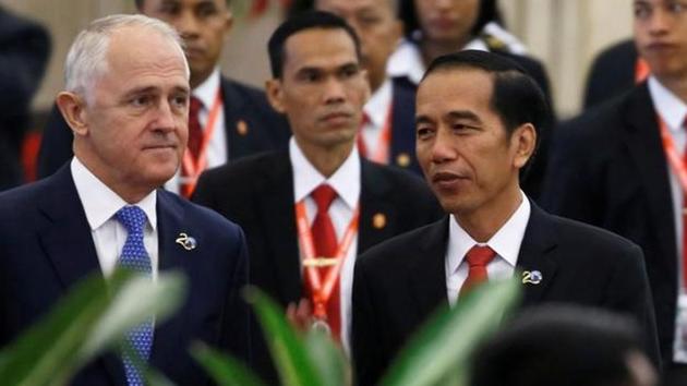 Australia Prime Minister Malcolm Turnbull (L) walks with Indonesia President Joko Widodo during Indian Ocean Rim Association (IORA) Leaders' Summit 2017 in Jakarta on March 7.(Reuters)