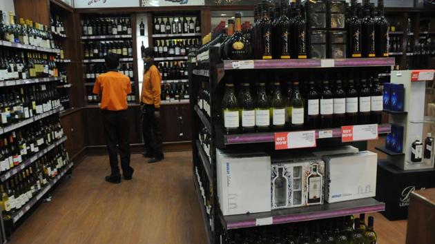 The state VAT has increased from 26.25% to 34.65% this year. This essentially means that an imported foreign liquor bottle is going to cost 50% more.(Parveen Kumar/HT File Photo)