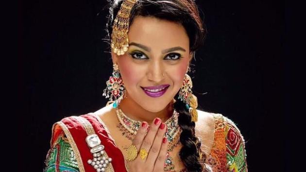 Swara Bhaskar plays a folk singer in Anaarkali of Aarah. Swara Bhaskar plays a folk singer in Anaarkali of Aarah.