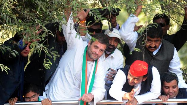 NO DUCKING: UP chief minister and SP leader Akhilesh Yadav and Congress vice president Rahul Gandhi pass take part in a joint roadshow for their parties. (AFP file photo) NO DUCKING: UP chief minister and SP leader Akhilesh Yadav and Congress vice president Rahul Gandhi pass take part in a joint roadshow for their parties. (AFP file photo)
