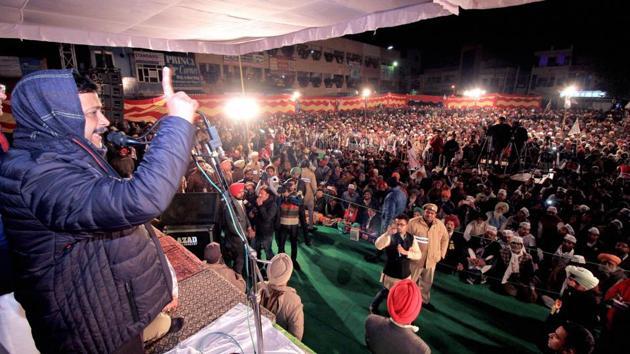 Delhi CM Arvind Kejriwal addresses an election rally in Bathinda on 28th January 2017. (PTI)