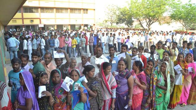 People wait in queue to cast their vote for assembly elections in Uttar Pradesh. (HT Photo) People wait in queue to cast their vote for assembly elections in Uttar Pradesh. (HT Photo)