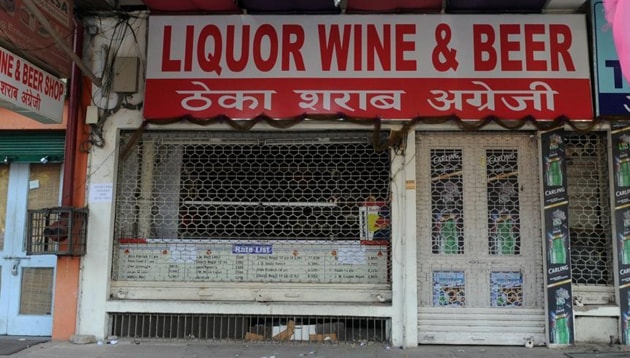 All the liquor shops in the state will remain closed on Saturday.(HT Representative Image)