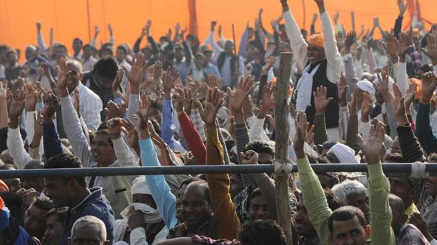 Gautam Budh Nagar residents turned up in large numbers to support their party at all election rallies. Senior BJP leaders visited the district while BSP and SP leaders gave Noida a miss due to a ‘jinx’, as all CMs have lost elections after visiting Noida. (Burhaan Kinu/HT File) Gautam Budh Nagar residents turned up in large numbers to support their party at all election rallies. Senior BJP leaders visited the district while BSP and SP leaders gave Noida a miss due to a ‘jinx’, as all CMs have lost elections after visiting Noida. (Burhaan Kinu/HT File)