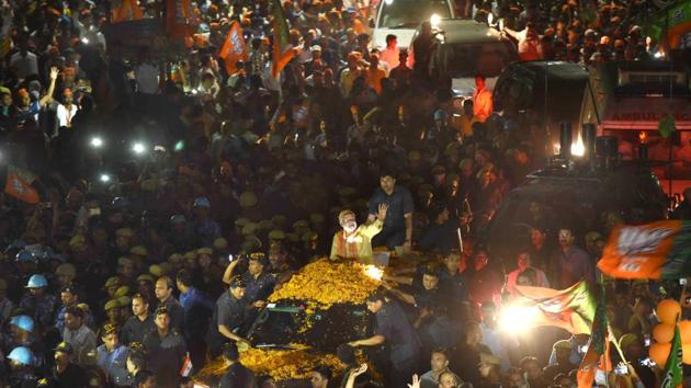 The last phase was crucial and Prime Minister Narendra Modi’s roadshow went late into the evening in Varanasi on March 4th. (Arun Sharma/HT PHOTO)