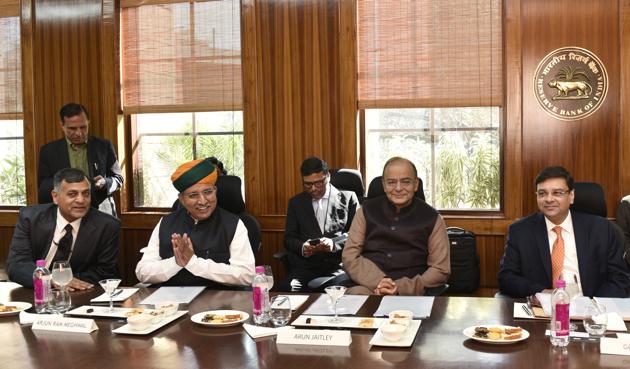 New Delhi, India - Feb. 11, 2017: Finance Minister Arun Jaitley (2nd R) his deputy Arjun Ram Meghwal (2nd L) with Reserve Bank Governor Urjit Patel (R) at the RBI Board Meeting in New Delhi, India, on Saturday, February 11, 2017. (Photo by Mohd Zakir/ Hindustan Times) (Mohd Zakir/HT PHOTO) New Delhi, India - Feb. 11, 2017: Finance Minister Arun Jaitley (2nd R) his deputy Arjun Ram Meghwal (2nd L) with Reserve Bank Governor Urjit Patel (R) at the RBI Board Meeting in New Delhi, India, on Saturday, February 11, 2017. (Photo by Mohd Zakir/ Hindustan Times) (Mohd Zakir/HT PHOTO)