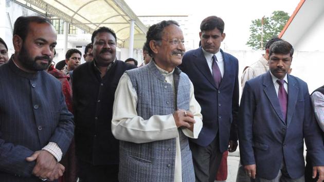 BJP candidate from Kotdwar,Uttarakhand BC Khanduri at his residence in 2012 during election results in the state. (ht photo)