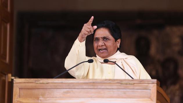 BSP chief Mayawati at a press conference in Lucknow on March 11, 2017, after the election results gave BJP a major victory in Uttar Pradesh.(Deepak Gupta/ HT Photo)