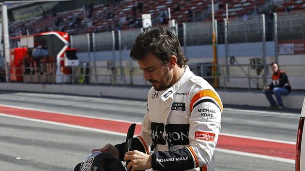 Fernando Alonso suffered electrical faults as McLaren-Honda continued to suffer from reliability issues in pre-season testing in Barcelona.(AP)