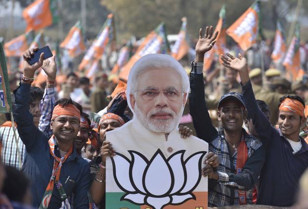 BJP supporters at Mirzapur, Varanasi, March 3 (Arun Sharma/HT PHOTO) BJP supporters at Mirzapur, Varanasi, March 3 (Arun Sharma/HT PHOTO)
