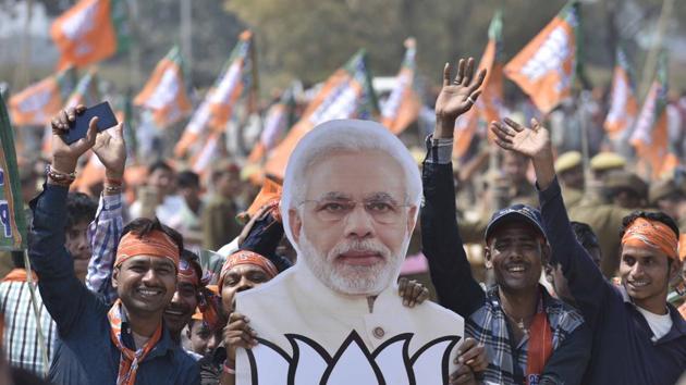 BJP supporters at PM Narendra Modi’s rally, Varanasi, Uttar Pradesh, March 3, 2017. (Arun Sharma/HT PHOTO) BJP supporters at PM Narendra Modi’s rally, Varanasi, Uttar Pradesh, March 3, 2017. (Arun Sharma/HT PHOTO)