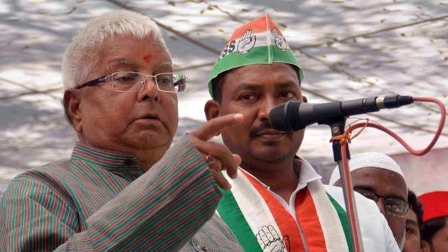 RJD leader Lalu Prasad Yadav addresses the audience at DAV Post Graduate College, in Varanasi. RJD leader Lalu Prasad Yadav addresses the audience at DAV Post Graduate College, in Varanasi.
