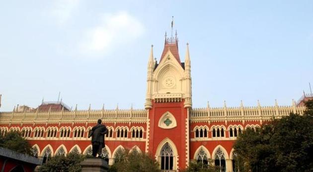 Calcutta high court judge CS Karnan stepped up his tirade against the Supreme Court and his fellow judges on Saturday by releasing his written allegations against two Madas high court judges.(Representative Photo) Calcutta high court judge CS Karnan stepped up his tirade against the Supreme Court and his fellow judges on Saturday by releasing his written allegations against two Madas high court judges.(Representative Photo)