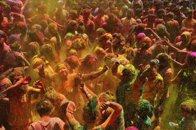 These revellers show how eco-friendly Holi celebration can be fun too. (Praful Gangurde) 