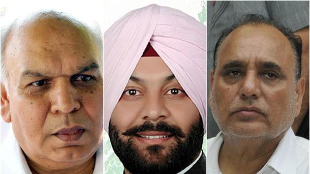 (From left to right) Former Punjab Congress chief Mohinder Singh Kaypee, Former Punjab Youth Congress president Vikramjit Chaudhary and Tirlochan Singh Soondh. (HT Photos) (From left to right) Former Punjab Congress chief Mohinder Singh Kaypee, Former Punjab Youth Congress president Vikramjit Chaudhary and Tirlochan Singh Soondh. (HT Photos)