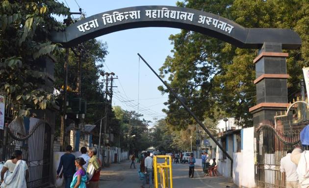 Each of the three medical colleges will get Rs 200 crore for commencing super specialty courses.(Santosh Kumar / HT file photo) Each of the three medical colleges will get Rs 200 crore for commencing super specialty courses.(Santosh Kumar / HT file photo)