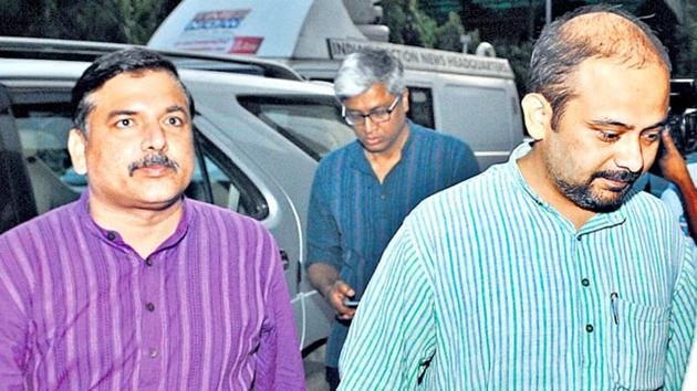 AAP leader Dilip Pandey (right) went to meet police commissioner with his colleague Sanjay Singh on Wednesday. (Mohd Zakir/HT photo) AAP leader Dilip Pandey (right) went to meet police commissioner with his colleague Sanjay Singh on Wednesday. (Mohd Zakir/HT photo)
