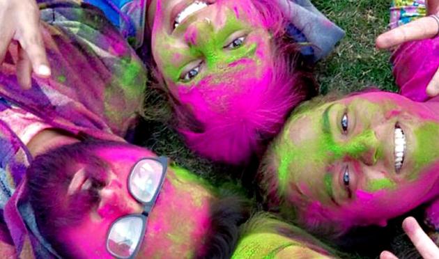 Posing in Holi colours in Ludhiana. (Gurminder Singh/HT)