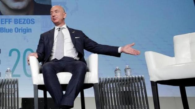 Jeff Bezos, founder of Blue Origin and CEO of Amazon, speaks about the future plans of Blue Origin at Access Intelligence’s SATELLITE 2017 conference in Washington (Reuters photo) Jeff Bezos, founder of Blue Origin and CEO of Amazon, speaks about the future plans of Blue Origin at Access Intelligence’s SATELLITE 2017 conference in Washington (Reuters photo)