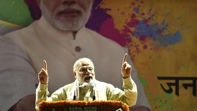 Prime Minister Narendra Modi at the BJP headquarters. During his thanks-giving address to party workers on Sunday, a day after the verdict, he made another pledge – building a “new India” by 2022.(Burhaan Kinu/HT PHOTO)