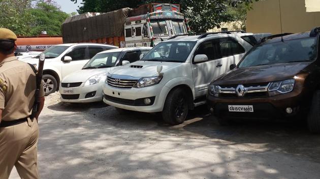 Some of the SUVs which were seized by the police. The gang of thieves used to sell the stolen cars in UP. (Handout) Some of the SUVs which were seized by the police. The gang of thieves used to sell the stolen cars in UP. (Handout)