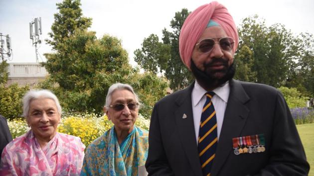Brother Malwinder Singh and their two sisters at Amarinder’s swearing-in as Punjab CM in Chandigarh on Thursday. (HT Photo) 