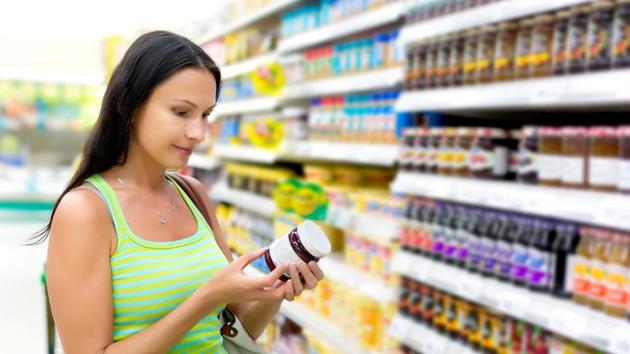 Food packaging labels may make you feel you are making healthy choices, but the claims rarely reflect the actual nutritional quality of the food, says a new study.(Shutterstock)