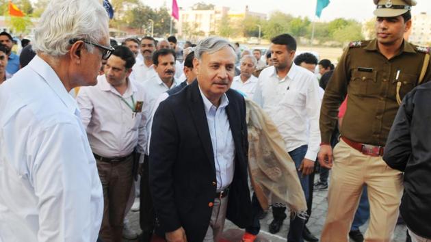 Rao Inderjit Singh, Union minister of state (independent charge) for planning at the launch of the MCG waste management portal in Gurgaon on Friday. (Parveen Kumar/HT Photo) Rao Inderjit Singh, Union minister of state (independent charge) for planning at the launch of the MCG waste management portal in Gurgaon on Friday. (Parveen Kumar/HT Photo)