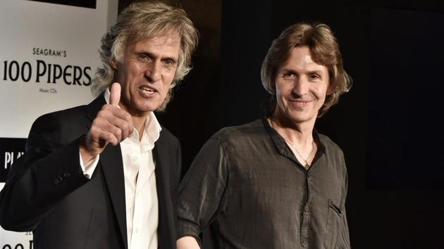 Chris White (left) and Terence Reis at a press conference ahead of the Dire Straits Experience concert at Leisure Valley Grounds in Gurgaon on Friday. (Sanjeev Verma/HT Photo) Chris White (left) and Terence Reis at a press conference ahead of the Dire Straits Experience concert at Leisure Valley Grounds in Gurgaon on Friday. (Sanjeev Verma/HT Photo)