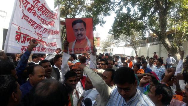 Supporters of BJP’s Uttar Pradesh chief Keshav Prasad Maurya hold a demonstration in Lucknow, demanding that he be made the state’s chief minister. (HT Photo) Supporters of BJP’s Uttar Pradesh chief Keshav Prasad Maurya hold a demonstration in Lucknow, demanding that he be made the state’s chief minister. (HT Photo)