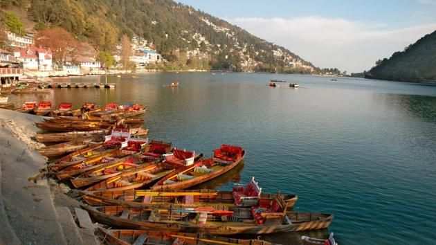 View of boats on lake, Nainital, Uttarakhand, India.(UIG via Getty Images)