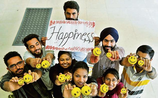 Students of Panjab University mark International Happiness day, Chandigarh, March 19, 2017 (.Ravi Kumar/Hindustan Times) Students of Panjab University mark International Happiness day, Chandigarh, March 19, 2017 (.Ravi Kumar/Hindustan Times)