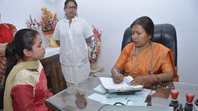 Dr Shivach is a popular person in Ghaziabad. (Sakib Ali/HT) Dr Shivach is a popular person in Ghaziabad. (Sakib Ali/HT)