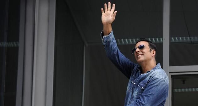 Akshay Kumar at the final day of T1 Prima Truck Racing in Greater Noida’s Budh International Circuit on Sunday.(Sunil Ghosh/HT PHOTO)