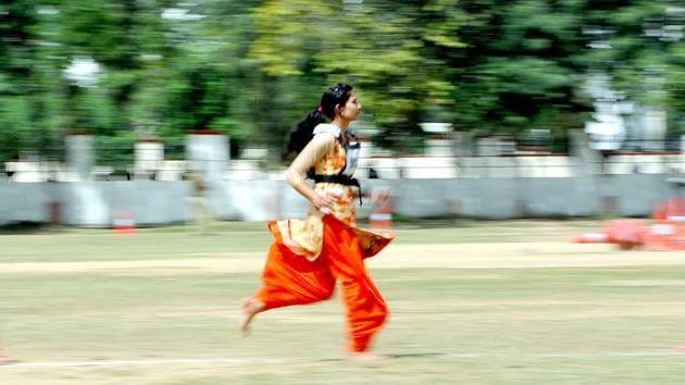 A candidate running during  a  recruitment rally of Jammu and Kashmir Police (JKP), in Jammu. (Nitin Kanotra / Hindustan Times) 