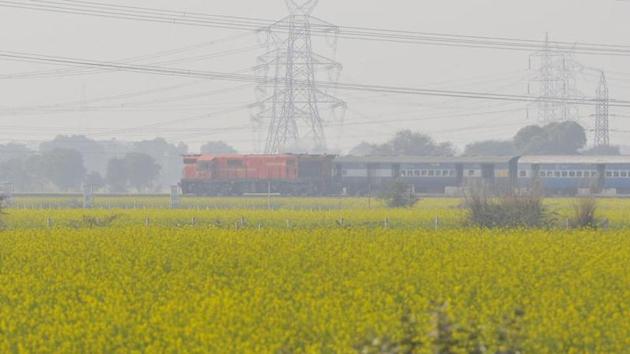 Police did not confirm whether the incident was a suicide bid attempt or an accident.(HT File)