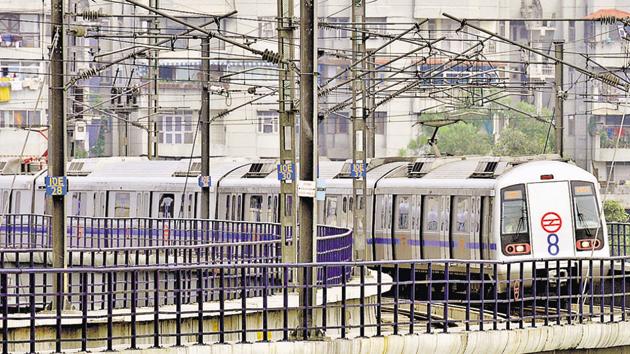At 7:35 am, he went to the Azadpur metro station to board a train towards Vishwavidyalaya and jumped on the tracks as the train approached. At 7:35 am, he went to the Azadpur metro station to board a train towards Vishwavidyalaya and jumped on the tracks as the train approached.