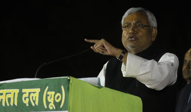 Bihar Chief Minister Nitish Kumar addresses a rally in support of the party candidate from Dwarka assembly constituency in 2013 assembly elections in Delhi. (Virendra Singh Gosain/HT Photo) Bihar Chief Minister Nitish Kumar addresses a rally in support of the party candidate from Dwarka assembly constituency in 2013 assembly elections in Delhi. (Virendra Singh Gosain/HT Photo)