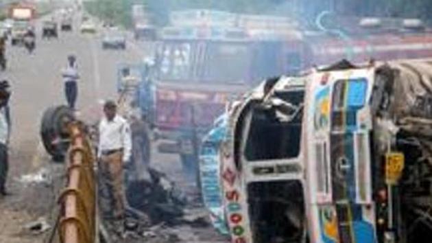 With nearly 13,000 fatalities on road, Maharashtra ranks second in the country following Tamil Nadu(HT)