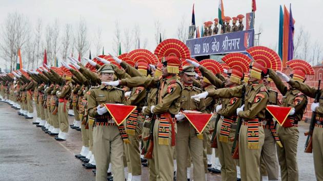 Data reveals that only 25 of total 774 deaths of BSF personnel between January 2015 and September 2016 were battle casualties.(PTI File)