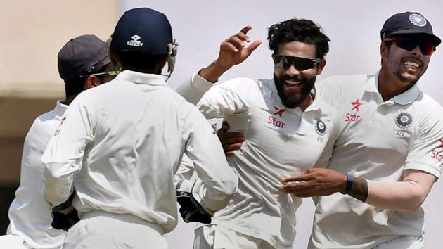 Ravindra Jadeja has become the top ranked Test bowler while Cheteshwar Pujara moves up to second in ICC Test batsmen’s ranking.(PTI)