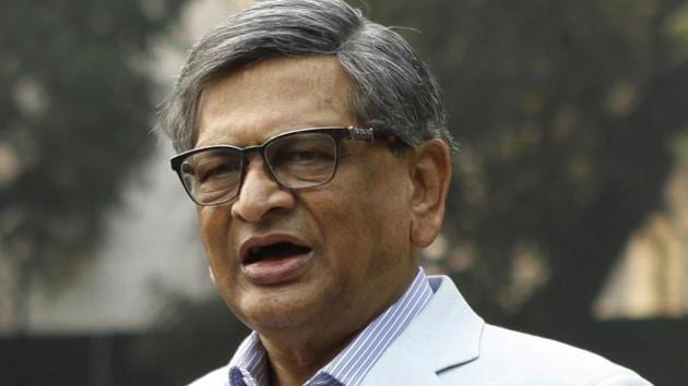 S M Krishna who was a former external affairs minister and Karnataka chief minister resigned from the Congress in January.(HT Photo)