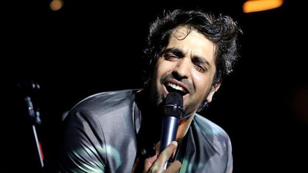 Singer Akhil Sachdeva talks about rap overdose in Bollywood songs.