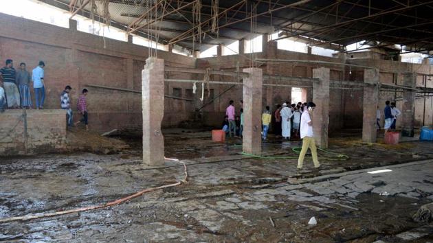 An illegal slaughterhouse in Choka Ghat area of Varanasi which was sealed by the authorities.(PTI Photo) An illegal slaughterhouse in Choka Ghat area of Varanasi which was sealed by the authorities.(PTI Photo)