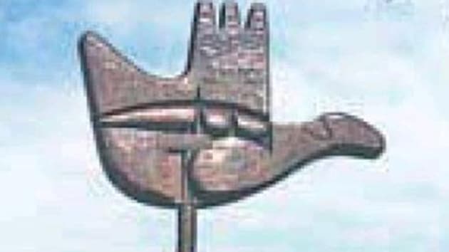 While Chandigarh was supposed to get Rs 200 crore central grant in the first year, it received only Rs 71 crore. In the first year, the SPV was to spend Rs 400 crore, of which Rs 200 was to come from the Centre while the rest was to be contributed by the UT administration, which they have failed to deposit. (HT Representative Image) While Chandigarh was supposed to get Rs 200 crore central grant in the first year, it received only Rs 71 crore. In the first year, the SPV was to spend Rs 400 crore, of which Rs 200 was to come from the Centre while the rest was to be contributed by the UT administration, which they have failed to deposit. (HT Representative Image)