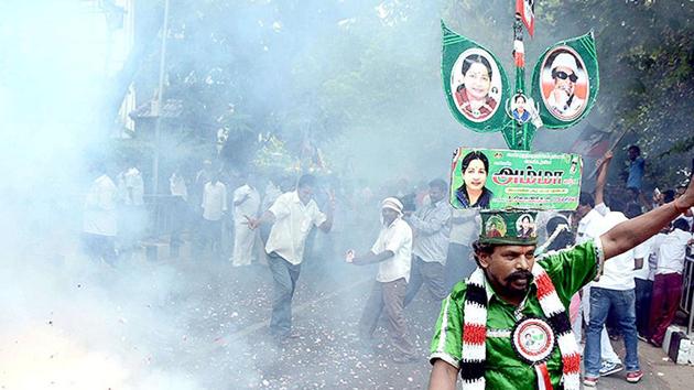 AIADMK party cadres outside Jayalalithaa's residence in Chennai.(AFP File Photo)
