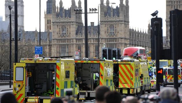 Ambulances wait as members of the emergency services work on Westminster Bridge, alongside the Houses of Parliament in central London on March 22, 2017, during an emergency incident. (AFP Photo) Ambulances wait as members of the emergency services work on Westminster Bridge, alongside the Houses of Parliament in central London on March 22, 2017, during an emergency incident. (AFP Photo)