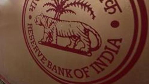 The Reserve Bank has put four public sector lenders, including IDBI Bank and Indian Overseas Bank, under watch and advised them to stay off risky assets.(REUTERS)