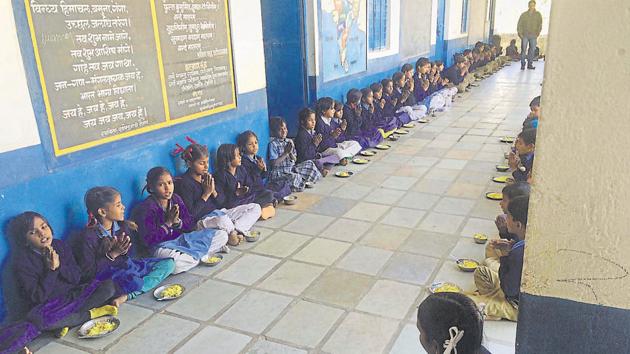 HRD minister Prakash Javadekar  said all beneficiaries will get mid-day meal and the government will ensure that all the beneficiaries get the 12-digit unique identification number also. (HT File Photo)