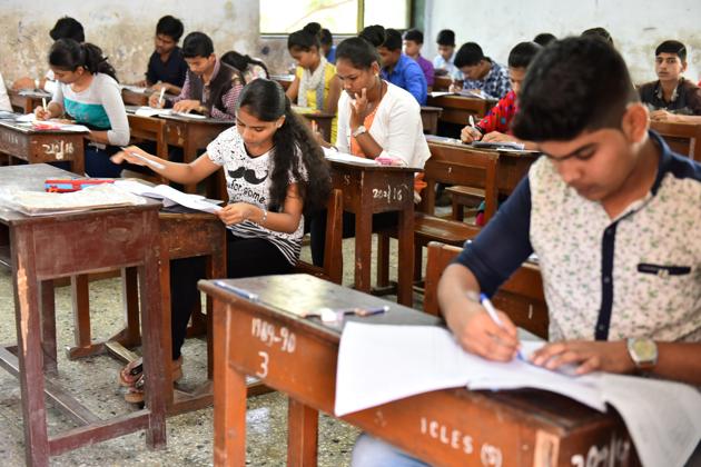 In case students don’t join on time, their seats will be considered surrendered and fresh applications will be called for the vacant seats to be filled at the all-India level.(HT Photo)